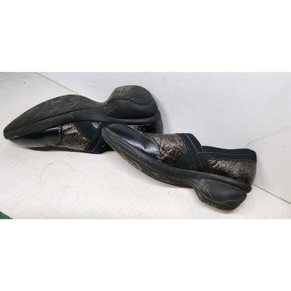 White Mountain Women's 10 M Shoe Whimsigoth Comfort Slip On Low Wedge Bronze - Picture 9 of 16